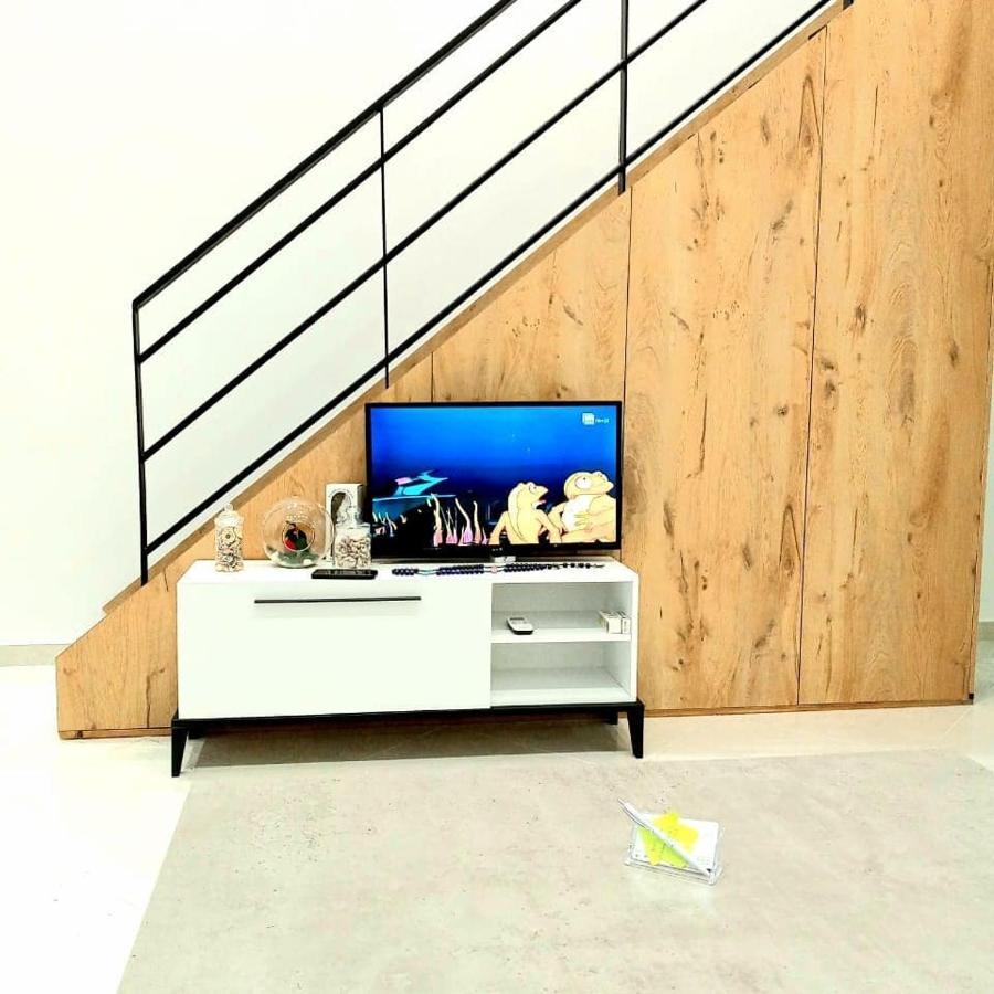 Apartament Me Qera Dublex Lungomare Vlorë Extérieur photo