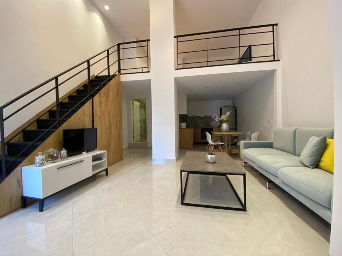 Apartament Me Qera Dublex Lungomare Vlorë Extérieur photo