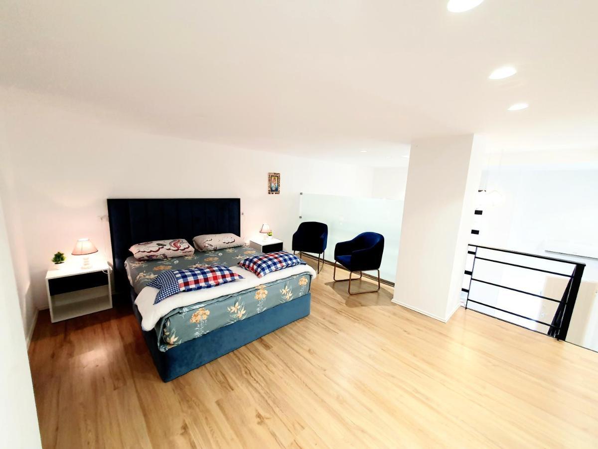 Apartament Me Qera Dublex Lungomare Vlorë Extérieur photo