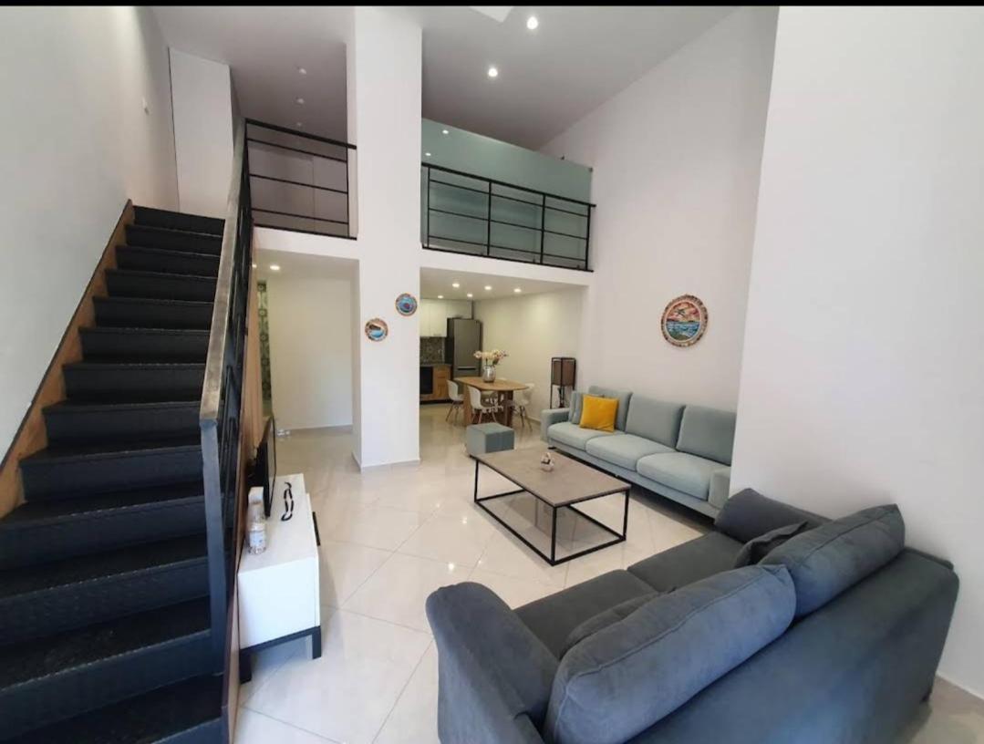 Apartament Me Qera Dublex Lungomare Vlorë Extérieur photo