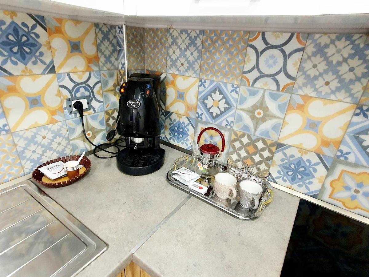 Apartament Me Qera Dublex Lungomare Vlorë Extérieur photo