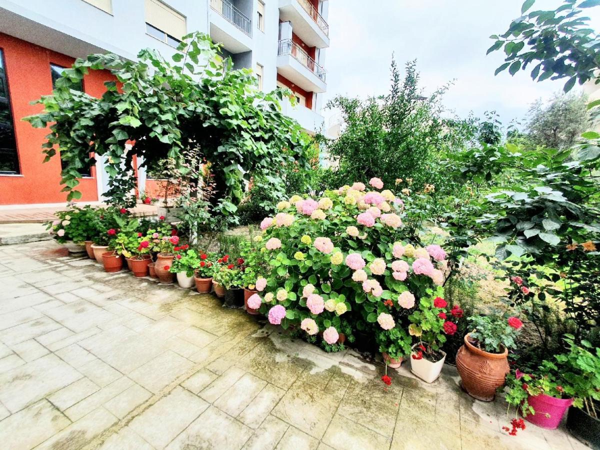 Apartament Me Qera Dublex Lungomare Vlorë Extérieur photo
