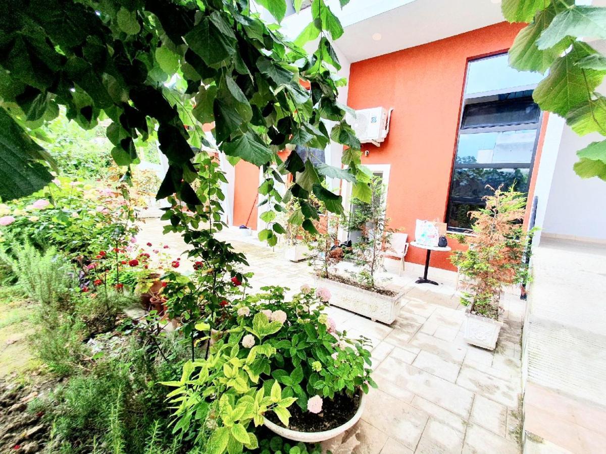 Apartament Me Qera Dublex Lungomare Vlorë Extérieur photo